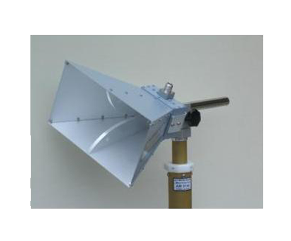 BBHA 9120D_雙脊寬帶喇叭天線(xiàn)_1－18GHz